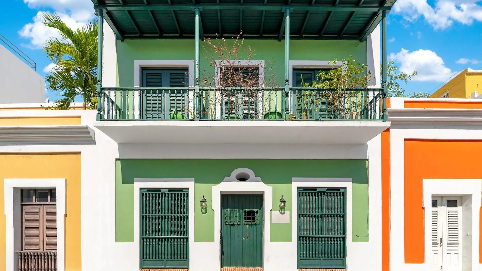 Chic 1-Bedroom & Loft In Prime Location San Juan
